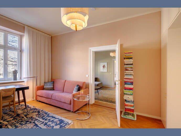 Möbliert: Wunderschön gestaltete Altbauwohnung im Herzen Haidhausens – München – Vorschaubild 7
