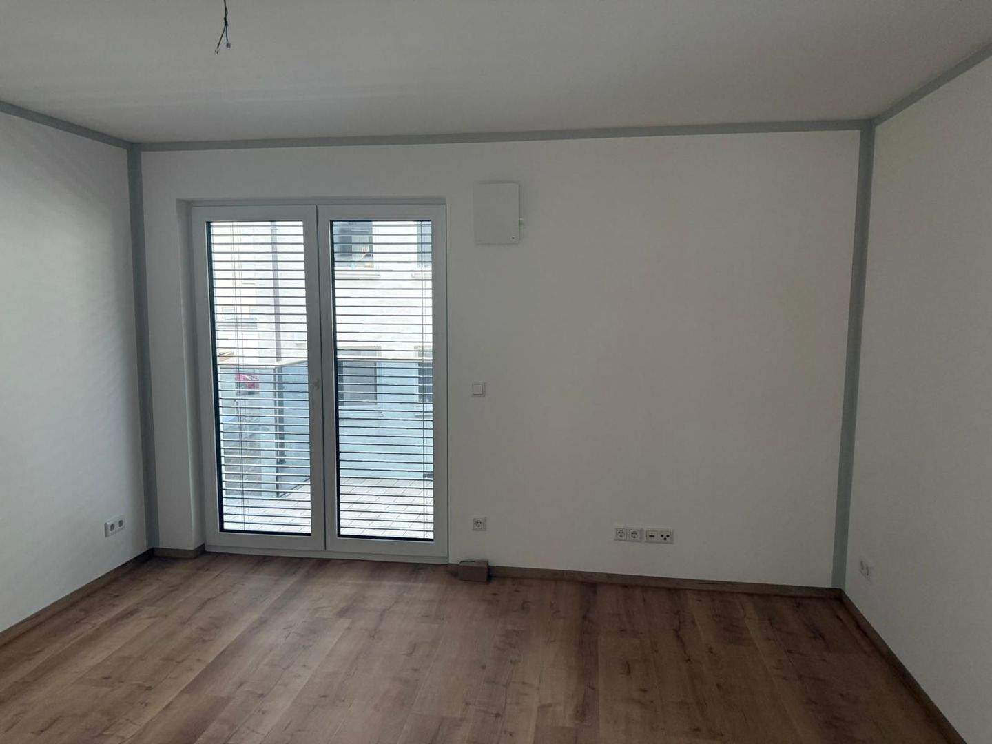 Neubau – 5 - Familienhaus – 1.OG -Luxuswohnung – Nürnberg – Vorschaubild 6