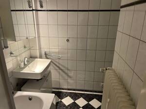 Bezugsfreie 3-Zimmer-Eigentumswohnung mit Loggia in 47198 Duisburg (Rheinnähe) – 47198 Duisburg – Vorschaubild 5
