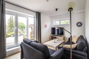 Modernes Penthouse mit Dachterrasse, Licht und Linie – 22455 Hamburg – Vorschaubild 8