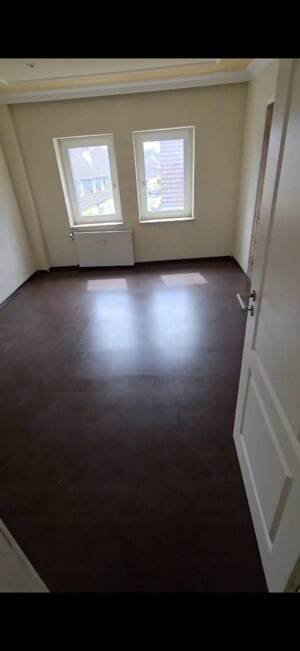 Schöne helle 2 Zimmerwohnung mit Stuckdecken – 46117 Duisburg – Vorschaubild 8