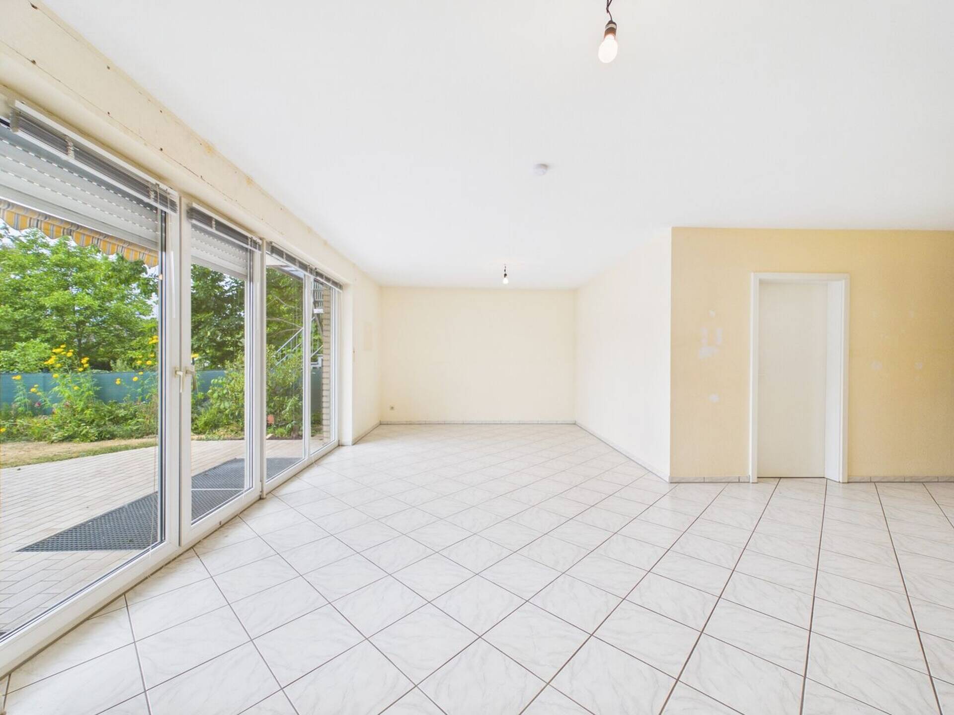 Erdgeschosswohnung in 53919 Weilerswist mit 90 m² kaufen