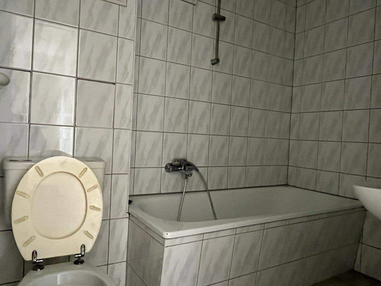 Bezugsfreie 2- bis 3-Zimmer Dachgeschoss-Wohnung in Jena-West – Jena – Vorschaubild 8
