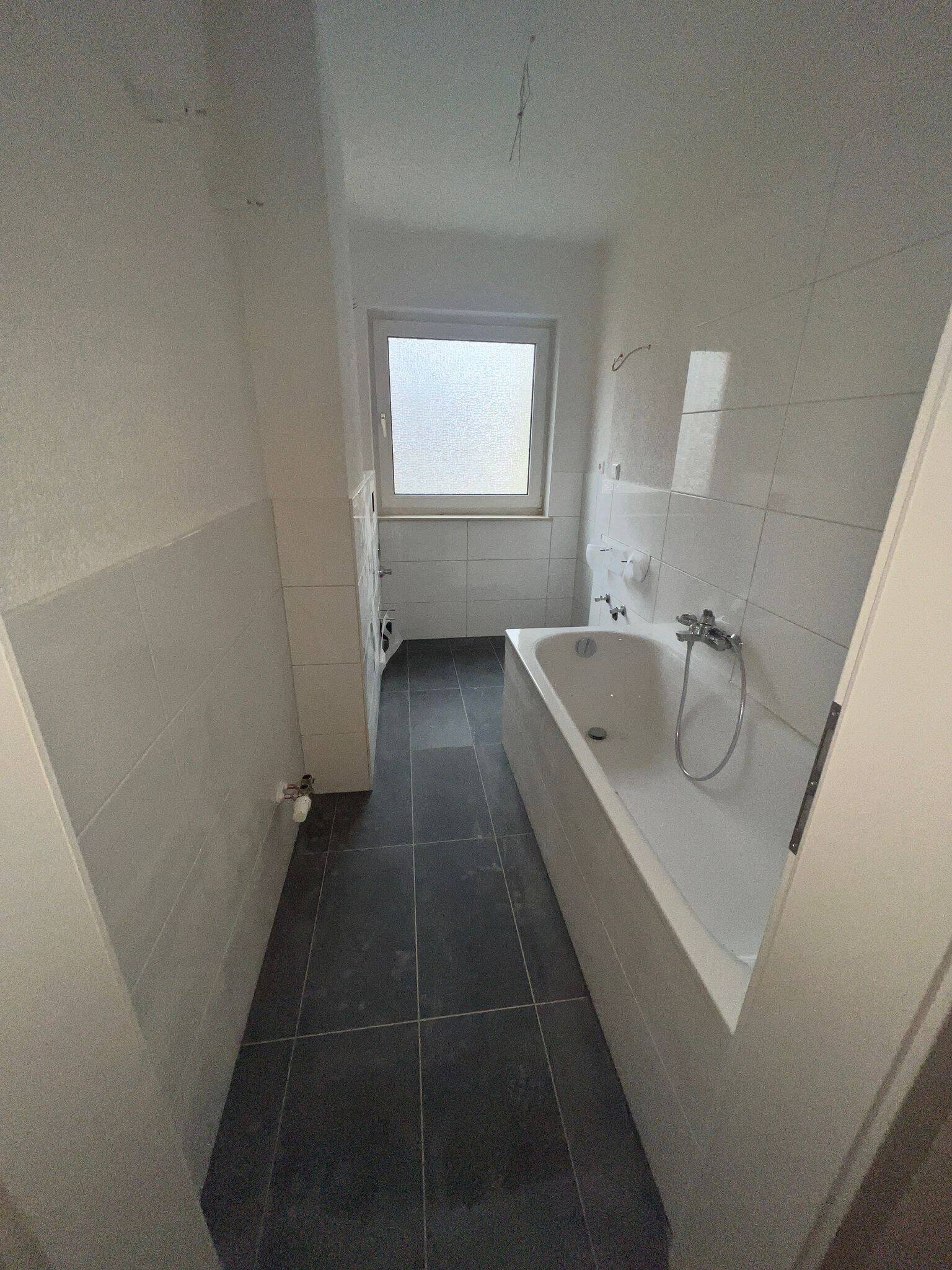 Kernsanierte 3 Zimmer Wohnung in 57577 Hamm, 84qm – Hamm (Sieg) – Vorschaubild 4