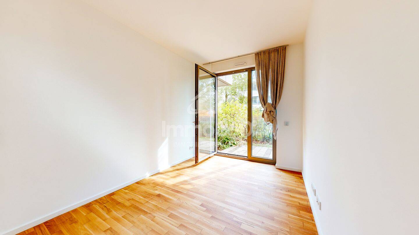 Helle Neubauwohnung mit ca. 124 m² Wohnfläche, zwei Terrassen und Fußbodenheizung – Berlin – Vorschaubild 5