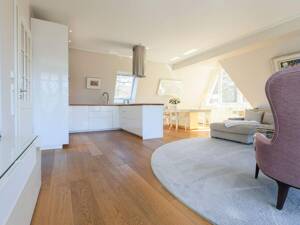 Exklusive Dachterrassenwohnung über zwei Ebenen in Hamburg-Blankenese! – 22587 Hamburg – Vorschaubild 8