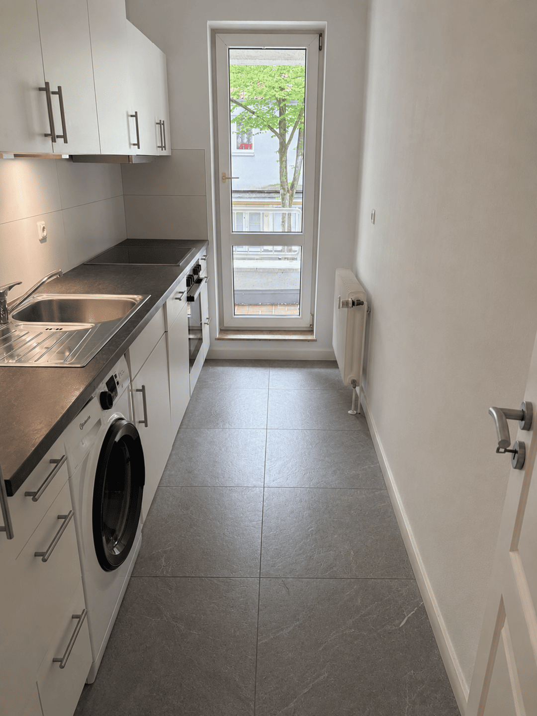 Helle 2-Zimmer-Wohnung mit Garage & EBK nahe Vegesack-Innenstadt – Bremen – Vorschaubild 2