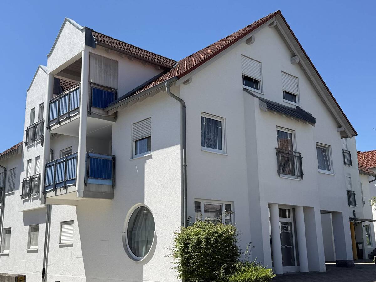 Gemütliche Wohnung im Dachgeschoss – 88326 Aulendorf – Bild 1 von 9