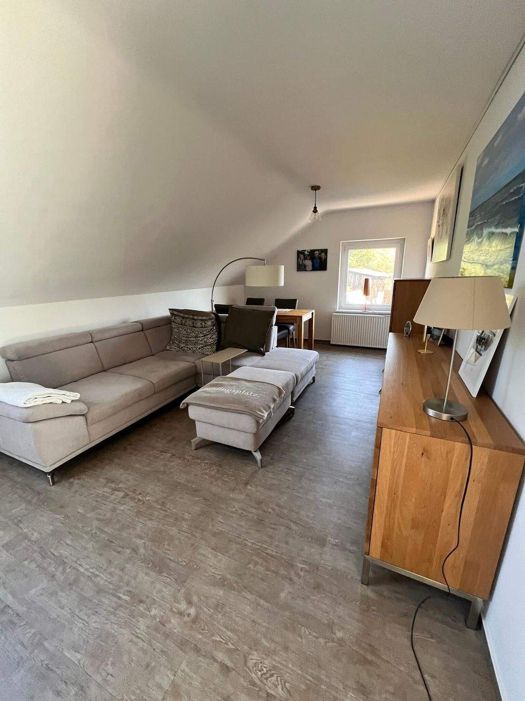 Gepflegtes Einfamilienhaus mit Einliegerwohnung, Doppelgarage und Nebengeb. in Gusborn – Gusborn – Vorschaubild 5
