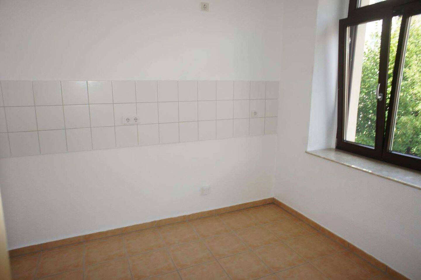 Frei ab 1.10.26 - modernes Laminat - in ruhiger Lage – Chemnitz – Vorschaubild 7