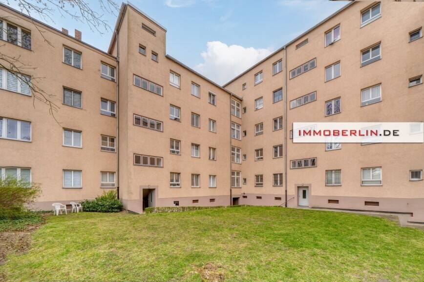 IMMOBERLIN.DE - Ersteinzug nach Sanierung: Stilvolle Altbauwohnung mit Südwestloggia – Berlin – Vorschaubild 7