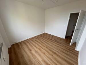 Moderne 3-Zimmer-Wohnung mit großem Balkon in ruhiger Lage! – 39116 Magdeburg – Vorschaubild 7