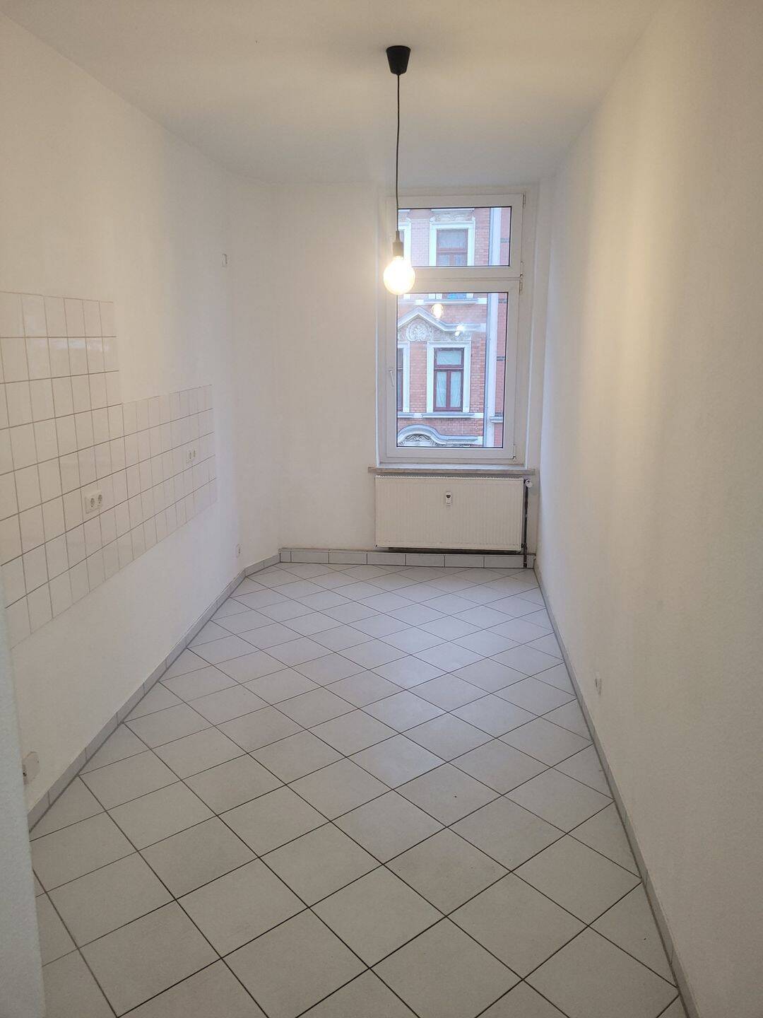 Neustadt Neuschönefeld - sehr zentrumsnahe und sonnige 3-Raumwohnung mit kleinem Balkon & Weitblick – Leipzig – Vorschaubild 5