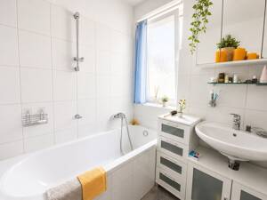 Wohnensemble mit Potenzial: Mehrfamilienhaus & Einfamilienhaus mit Garten und Innenhof – 58089 Hagen – Vorschaubild 9