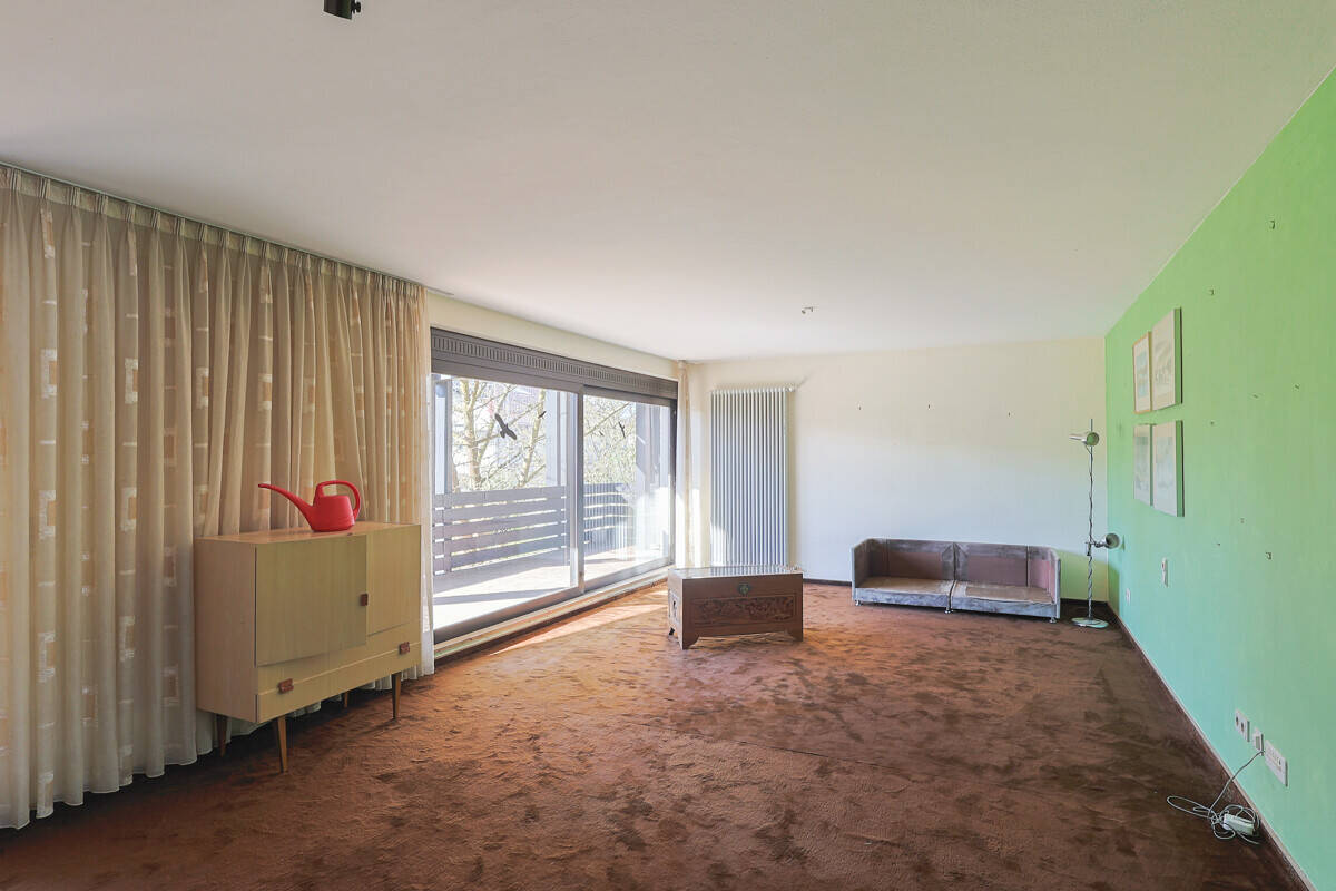 Seltene Gelegenheit: Exklusive Villa mit Indoor-Pool und weitläufigem Grundstück in Gaimersheim – Gaimersheim – Vorschaubild 6
