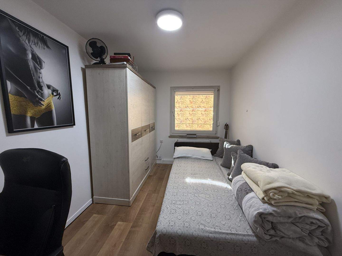 Sehr gepflegt Drei-Zimmer-Wohnung mit Balkon – Ingolstadt – Vorschaubild 4