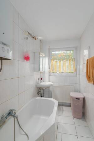 Zweifamilienhaus in gefragter Wohnlage! Wohnung im OG frei! – 97074 Würzburg – Vorschaubild 5