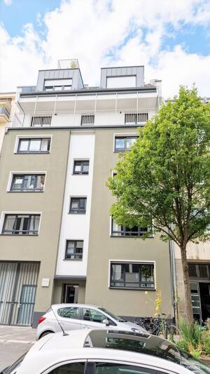 ++Stadtgartenflair! 4 Zimmer-Zuhause mit Terrasse + Balkonen + Modernisiert++ – 50672 Köln – Vorschaubild 4