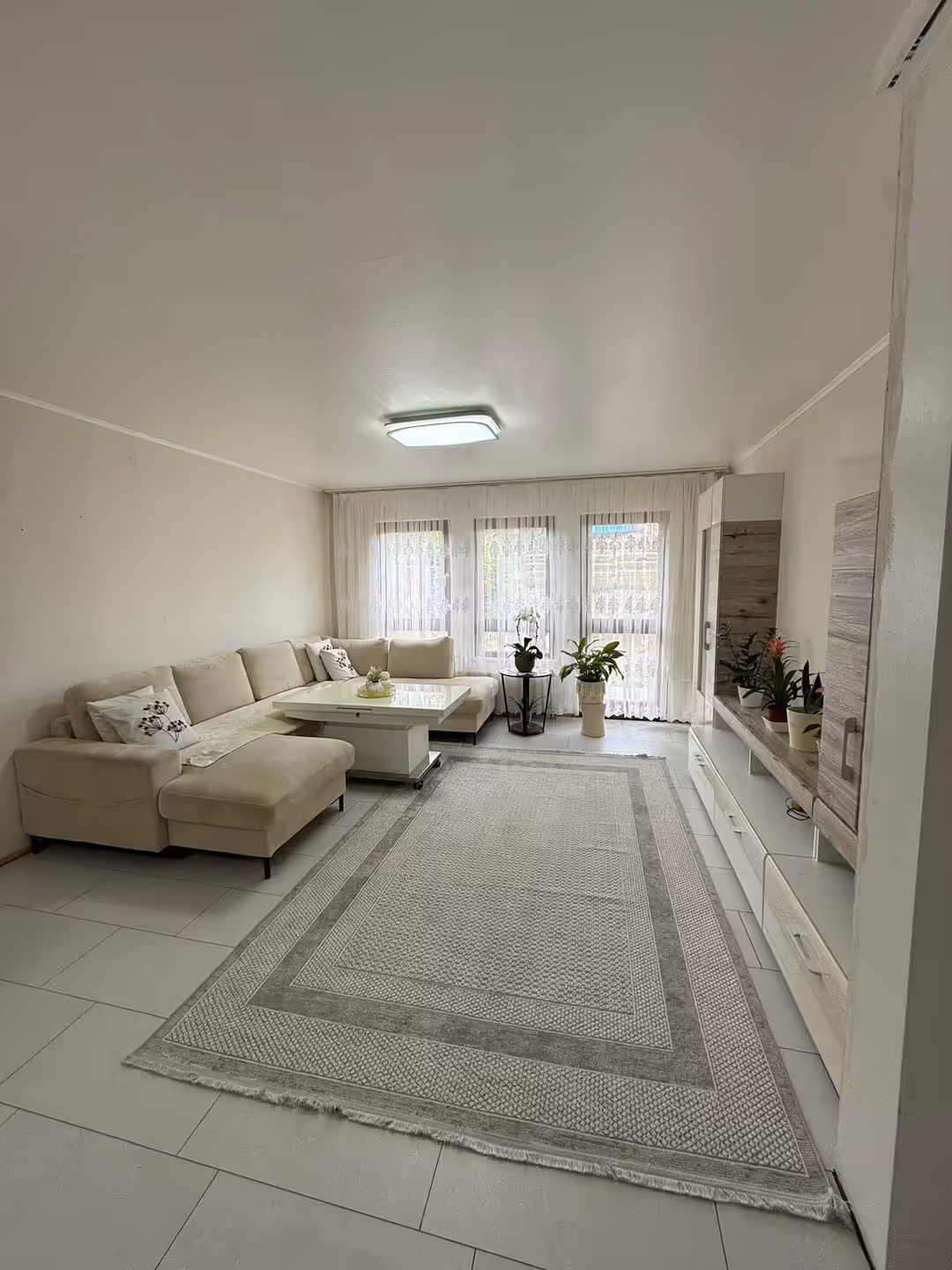 3 Zimmer Wohung mit Terrasse und Garten