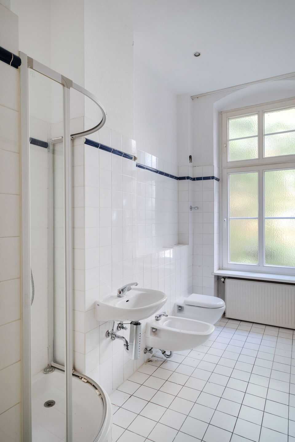 Stilvolle Altbauwohnung mit großzügigem Raumangebot am Volkspark Hasenheide – Berlin – Vorschaubild 8