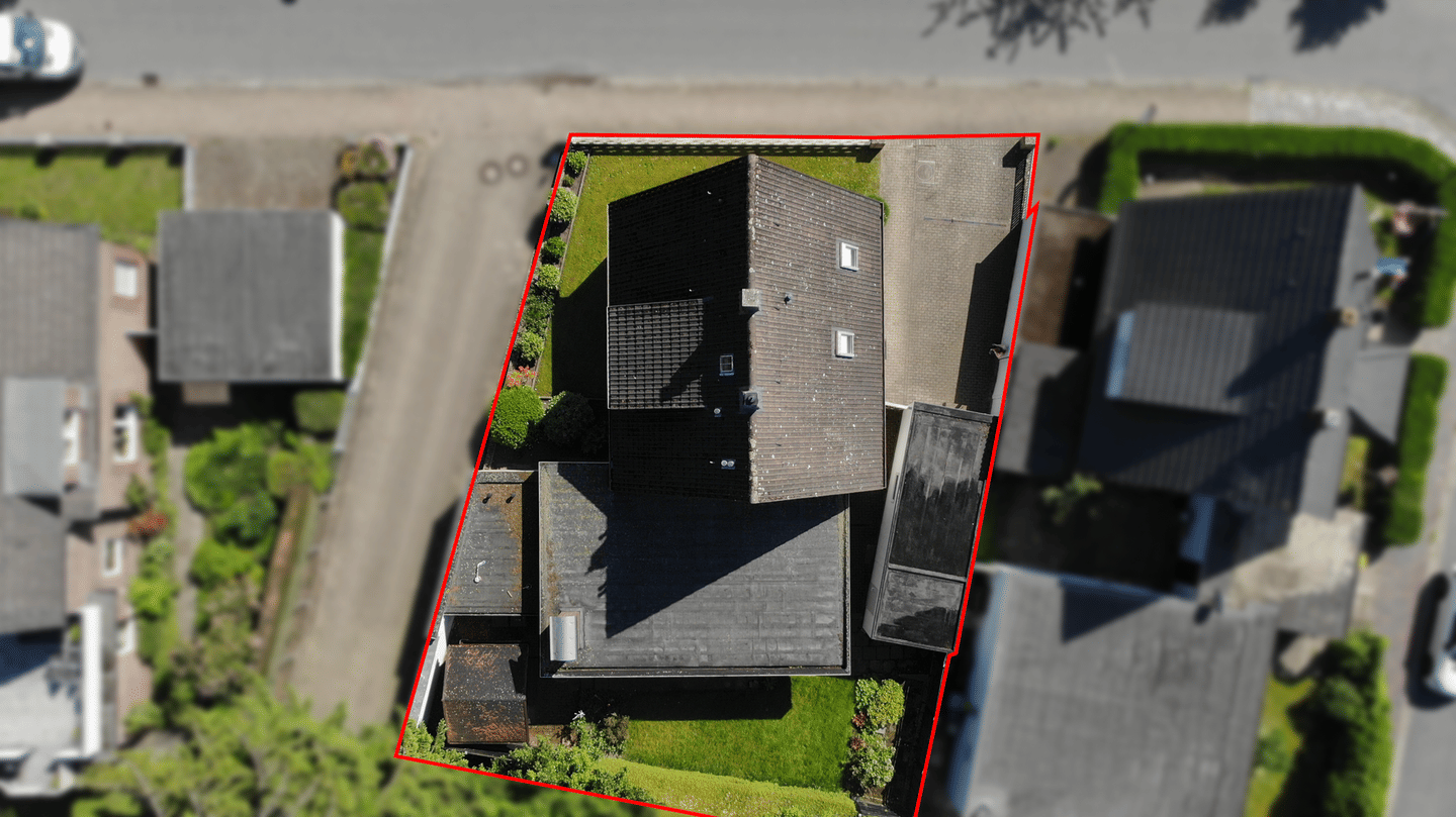 Einfamilienhaus mit Entwicklungspotential in begehrter Wohnlage! – Oldenburg – Vorschaubild 2