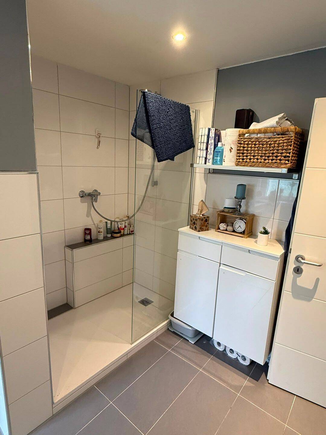 MODERN UND STILVOLL WOHNEN INKLUSIVE REIHENHAUSGEFÜHL EIGENTUMSWOHNUNG MIT 4-5 ZIMMERN, TERRASSE UND GARTEN – Dortmund – Vorschaubild 9