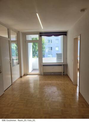 Eine exklusive, gepflegte 4,5-Zimmer-Wohnung mit Loggia und viel Extra in Frankfurt am Main – 60599 Frankfurt am Main – Vorschaubild 8
