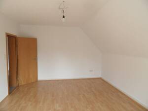 lichtdurchflutete Dachgeschosswohnung mit Loggia – 44805 Bochum – Vorschaubild 8