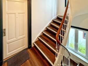 Charmante 3-Zimmer-Altbauwohnung in ruhiger Innenhoflage: zwischen Uhlenhorst und Winterhude - Wentzel Dr. – 22085 Hamburg – Vorschaubild 2
