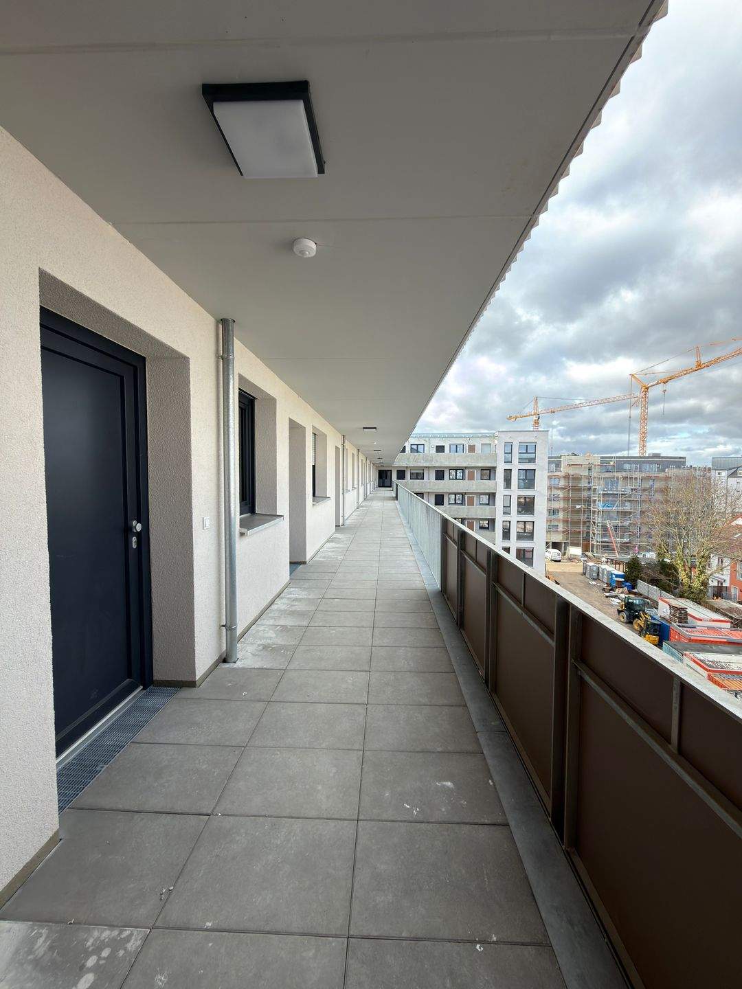 Exklusive 2-Zimmer-Neubauwohnung mit hochwertiger Ausstattung ~ Erstbezug ~ Tiefgarage ~ Aufzug ~ Sofortbezug – Nürnberg – Vorschaubild 2