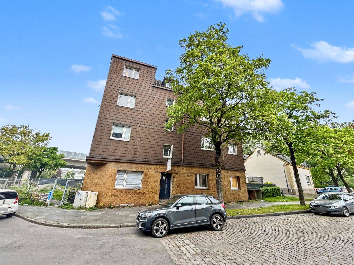 8-Familienhaus - leerstehend und flexibel nutzbar in Duisburg-Beeck – Duisburg – Vorschaubild 2