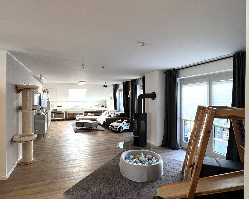 Ca. 140 m² Maisonettewohnung mit Balkon, Garage und Garten in naturnaher Lage in Wuppertal-Beyenburg – Wuppertal – Vorschaubild 8