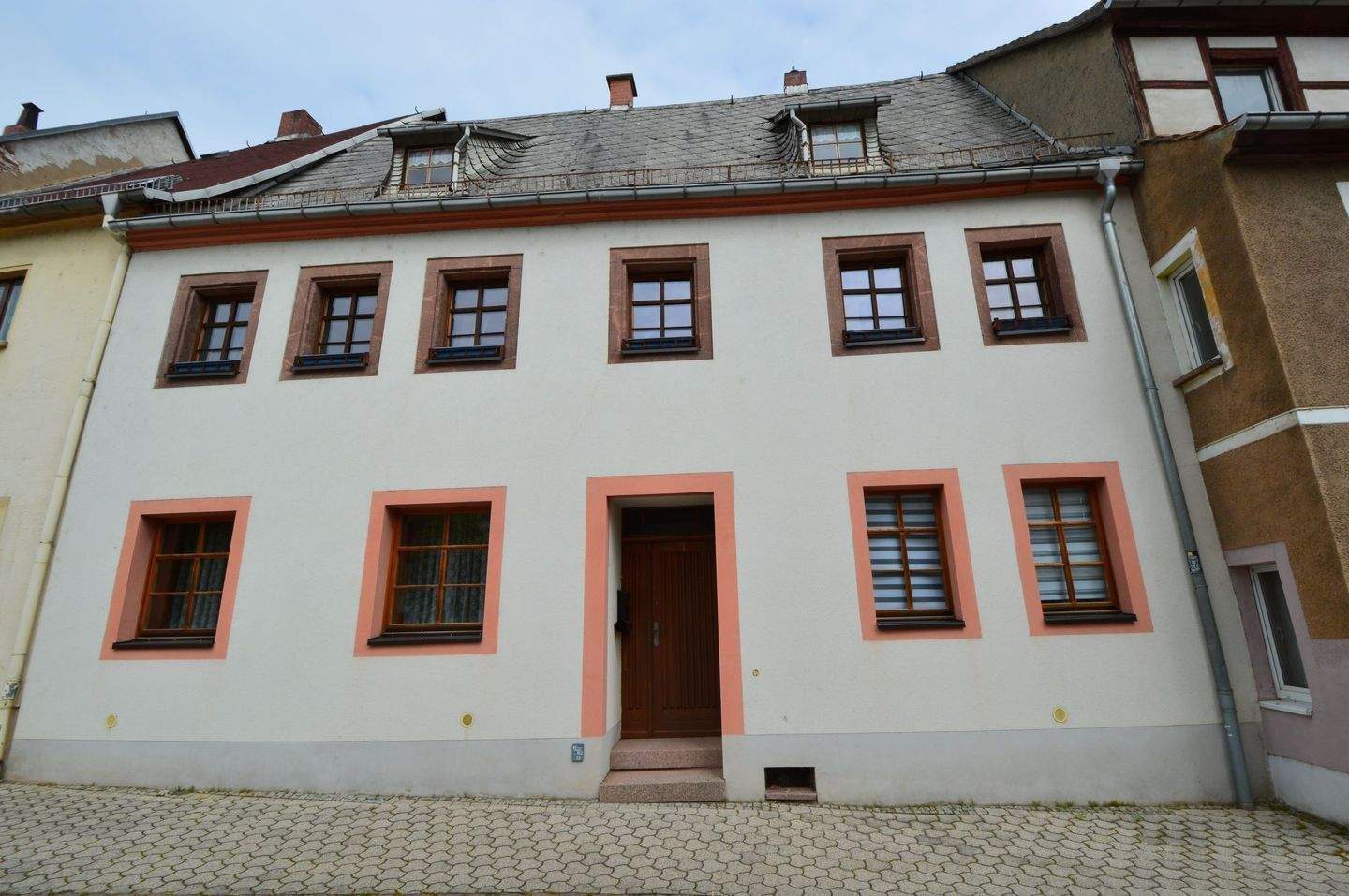 Frohburg - Wohnhaus in der historischen Altstadt - ruhige Wohnlage mit großem Grundstück – Frohburg – Bild 1 von 9