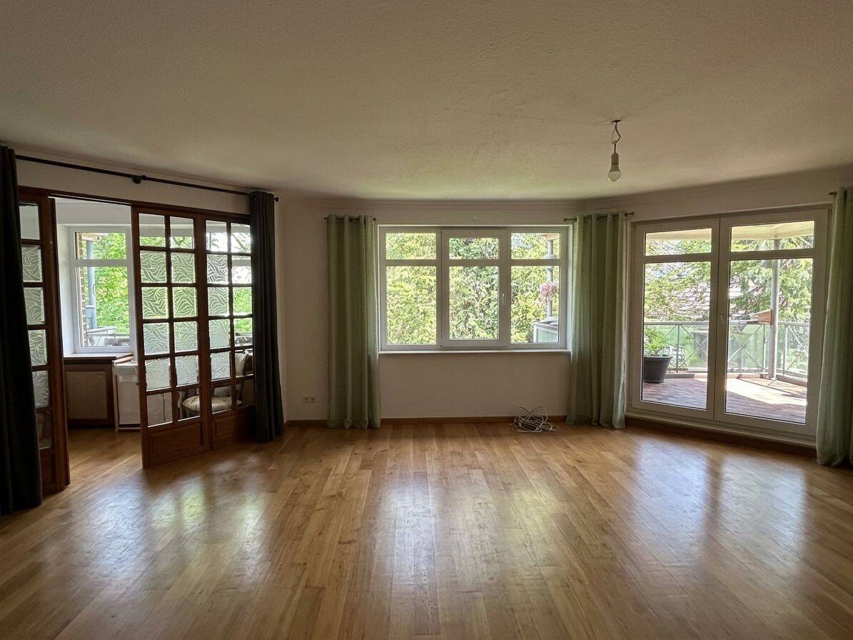 Bremerhaven // Wohnen am Speckenbütteler Park - 3-Zimmer-Wohnung mit zwei Balkonen – Bremerhaven – Vorschaubild 2