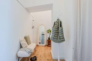 *PROVISIONSFREI* Bezugsfreie renovierte 2-Zimmer Altbauperle in hersschaftlichem Altbau in TOP-Lage – 10779 Berlin – Vorschaubild 6