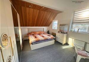 Freistehendes Einfamilienhaus mit Entwicklungspotenzial und vielfältigen Ausbauoptionen – 28779 Bremen – Vorschaubild 3