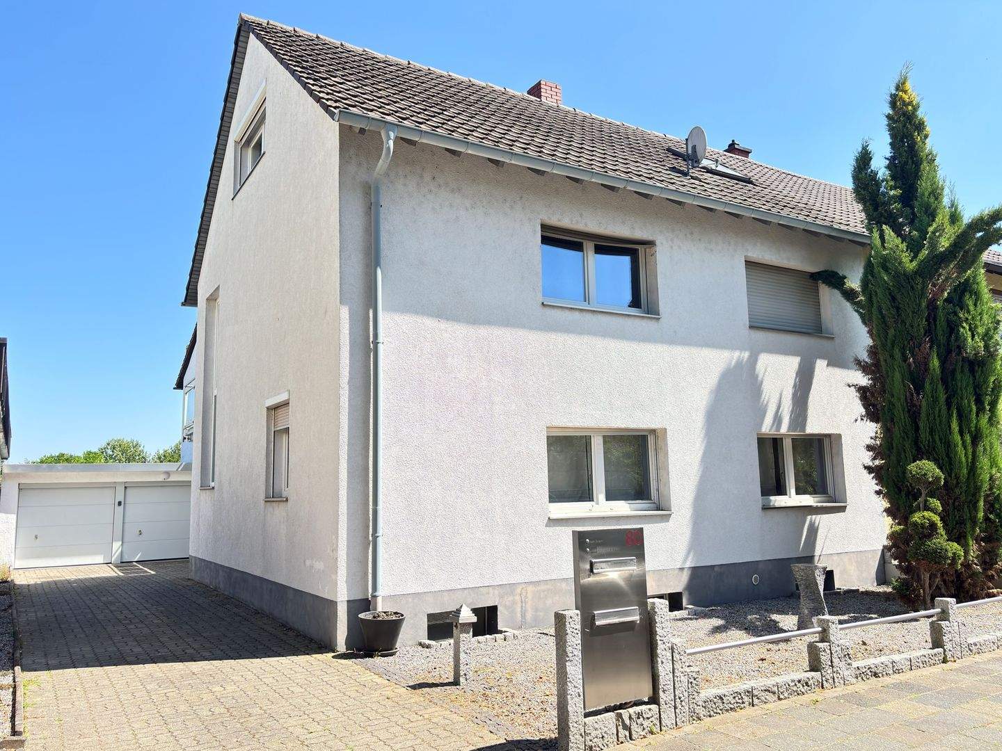 Einfamilienhaus in Dannstadt-Schauernheim - 7 Zimmer, Garage, Werkstatt & Terrasse – Dannstadt-Schauernheim – Bild 1 von 9