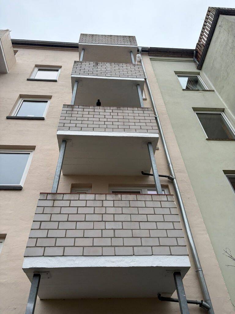 Kiel - Am Wilhelmsplatz: Die MODERNE und freie 3 Zimmer Eigentumswohnung mit 3 Balkonen im 2.0G – Kiel – Vorschaubild 2
