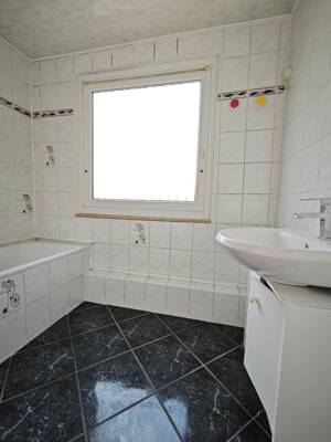 3-ZKB Wohnung mit Balkon und Herkulesblick in ruhiger Lage in Vellmar-West – 34246 Vellmar – Vorschaubild 8