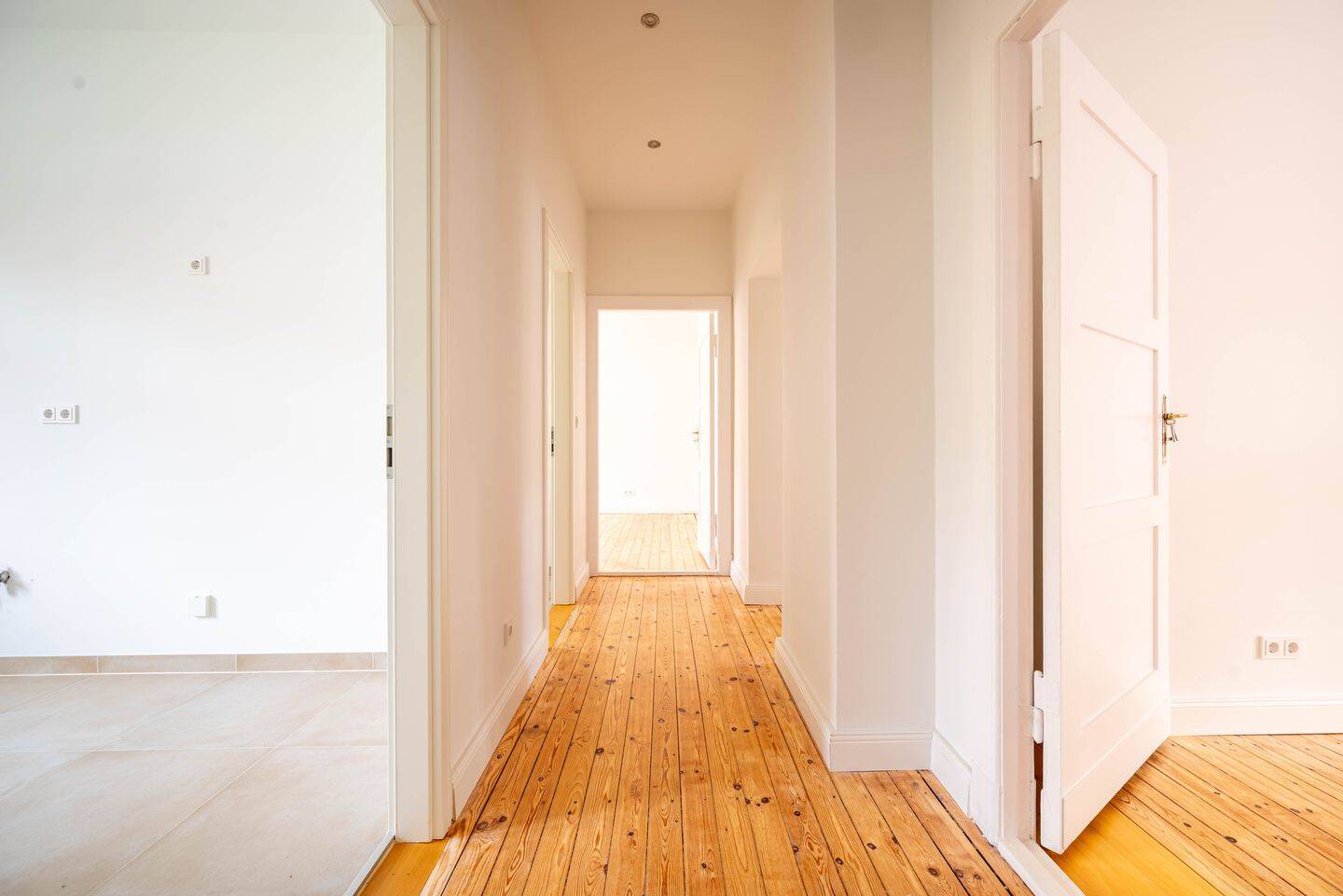 ?? Wohnen in Zehlendorf Mitte - Provisionsfrei- Sanierte 3-Zi Stuck-Altbau-Whg mit Dielen – Berlin – Vorschaubild 9