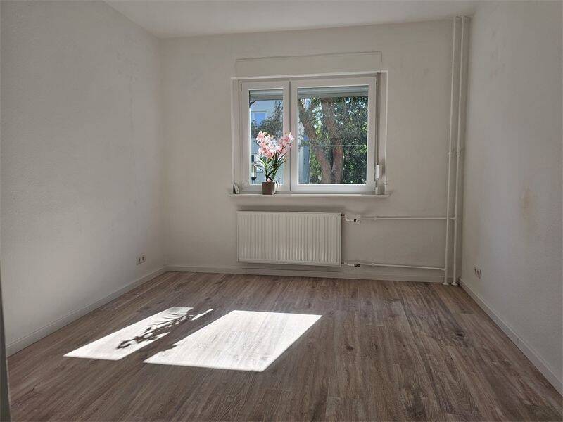 Tegel-Reinickendorf - SOFORT FREI - Top modernisiert - Garten-Idyll mit Frühstücksbalkon – Berlin – Vorschaubild 4