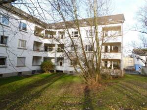 Achtung! Tolle 2-Zimmer-Wohnung mit Balkon inkl. Boden und Tapeten! – 44803 Bochum – Vorschaubild 2