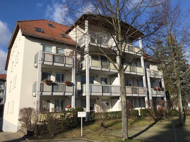 +++ Charmante Dachgeschosswohnung mit Balkon und Tiefgaragenstellplatz +++ – Chemnitz – Vorschaubild 8