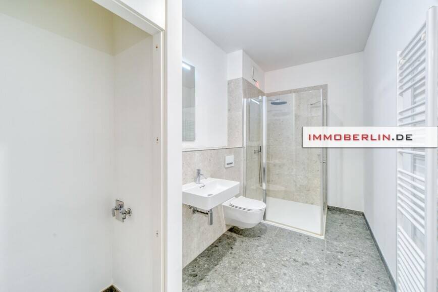 IMMOBERLIN.DE - Toplage! Moderne Wohnung mit ruhiger Südwestterrasse, Garten – Berlin – Vorschaubild 5