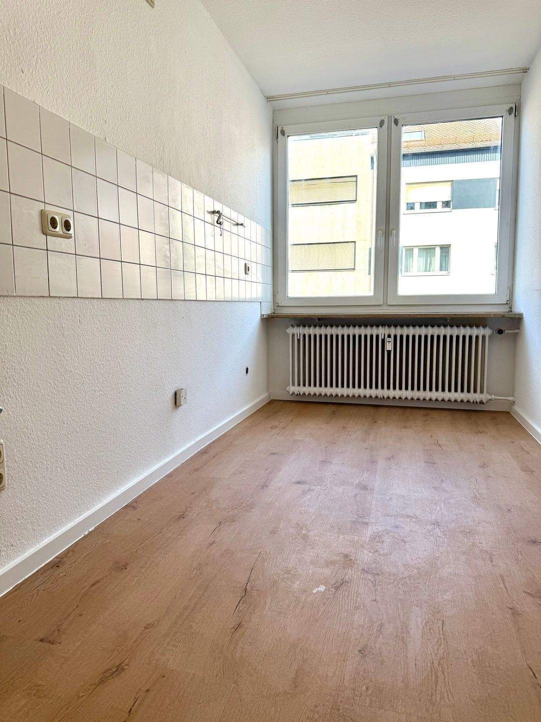+++ HELLE RENOVIERTE 3-ZIMMER-WOHNUNG MIT AUFZUG +++ – Nürnberg – Vorschaubild 5
