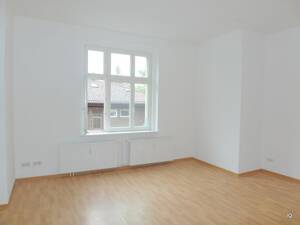 Ab sofort zu haben: 1-Zimmer-Singlewohnung mit Pantryküche und Badewanne * Hobbyraum möglich