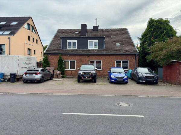 Erdgeschosswohnung in 51373 Leverkusen mit 140 m² kaufen