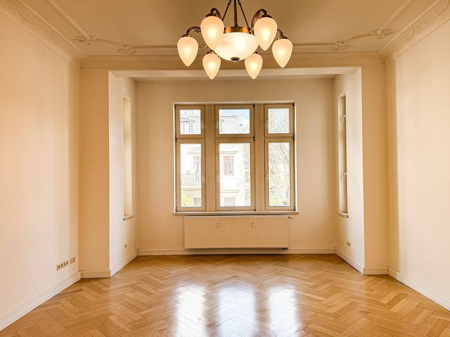 Exklusive Wohnung in bevorzugter Wohnlage – Leipzig – Vorschaubild 2