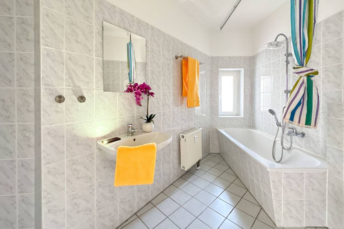 +++2 Zimmer, Küche, Bad und Balkon suchen neuen Mieter+++ – 39106 Magdeburg – Bild 1 von 9