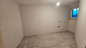 Neu renovierte 2,5-Zimmer-Wohnung mit Aufzug in bester Lage von Duisburg-Duissern – 47058 Duisburg – Vorschaubild 5